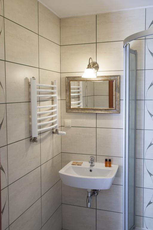 Dworek Bialy Domek Smardzewice Zimmer foto