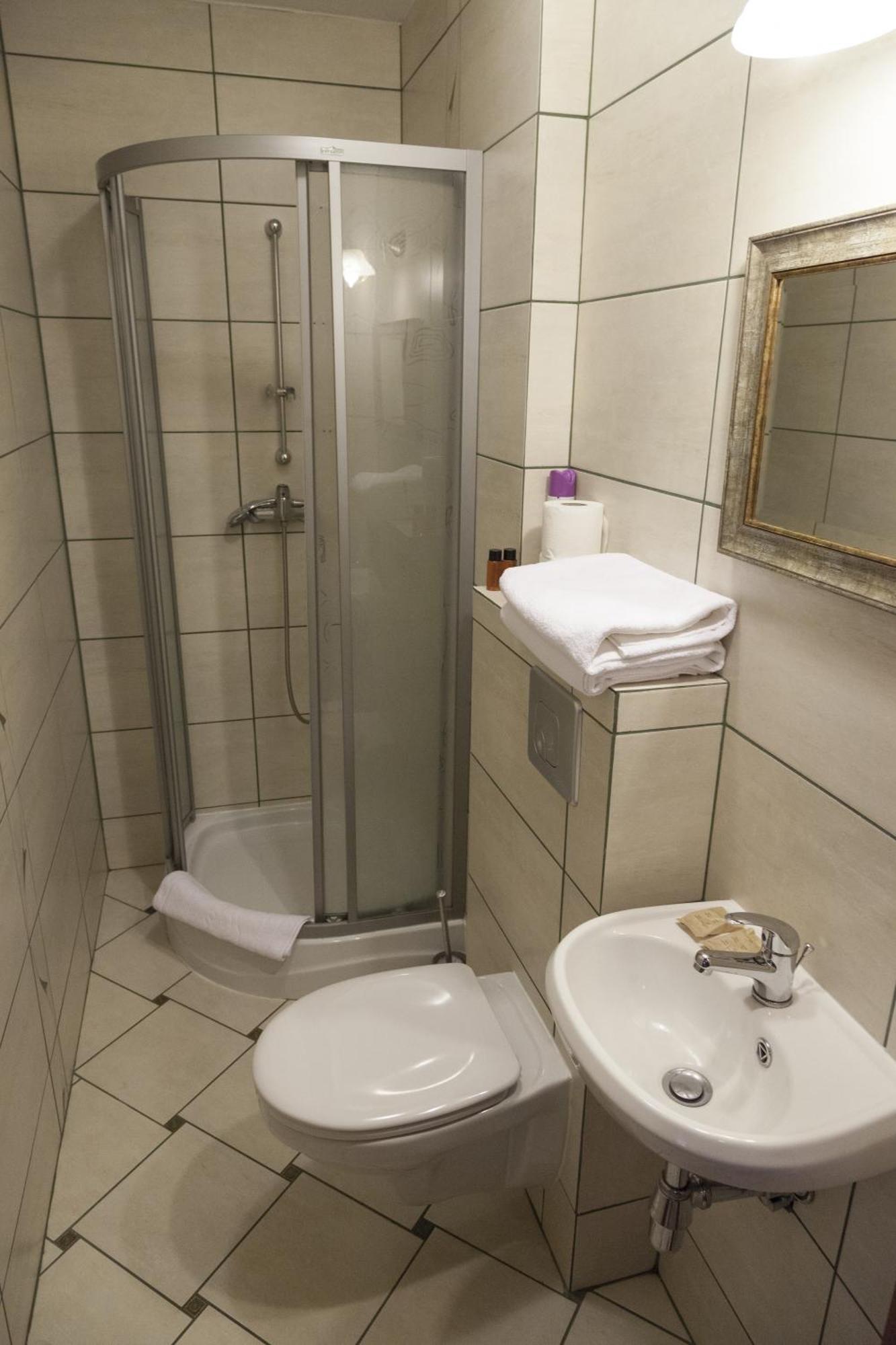 Dworek Bialy Domek Smardzewice Zimmer foto